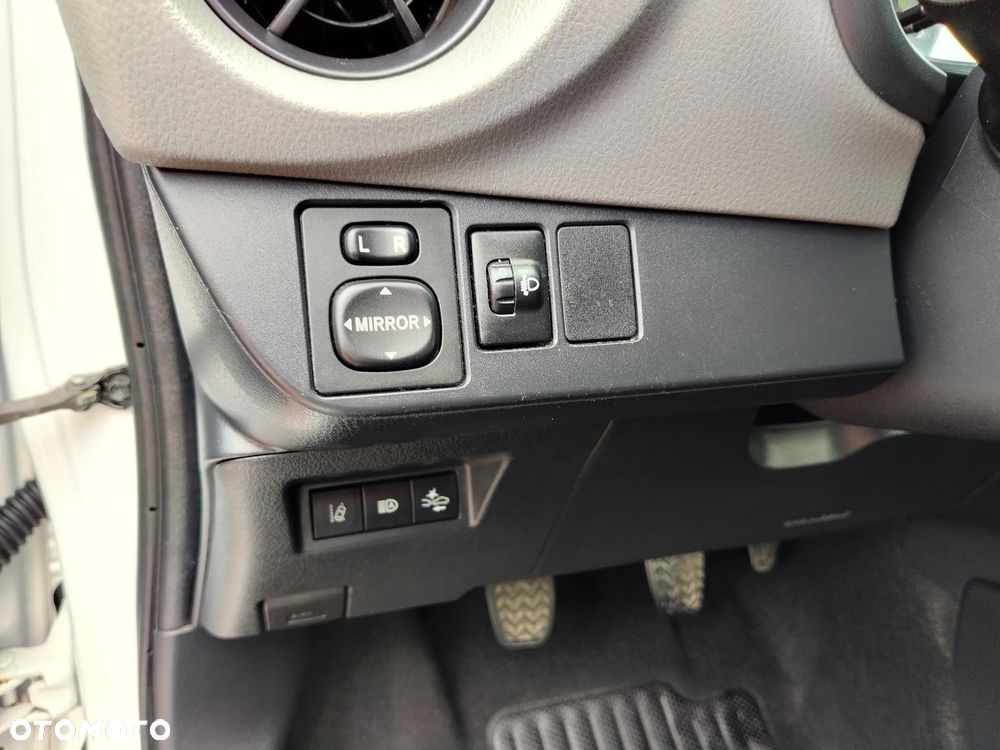 Toyota Yaris 1.0 Active - 11