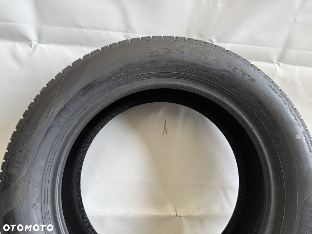 225/55/17 Pirelli Cinturato P7 101Y 2021R (542) - 2