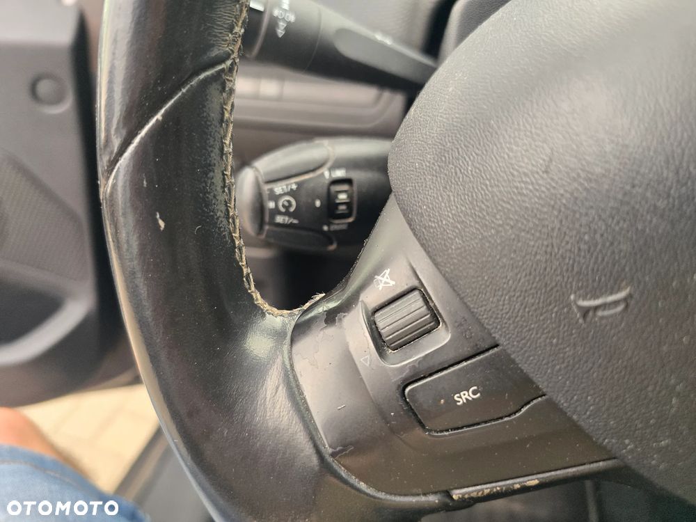 Peugeot 2008 - 27
