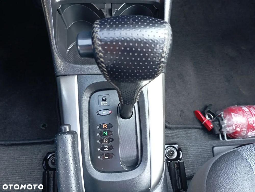 Toyota RAV4 2.0 VVT-i 4x4 - 17