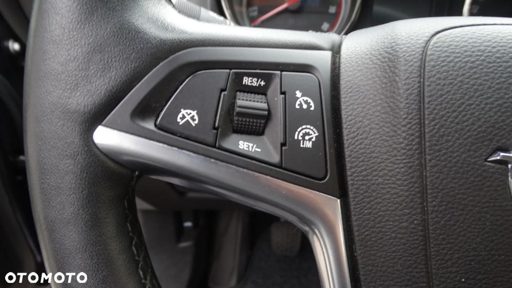 Opel Astra 1.4 Turbo Innovation - 20