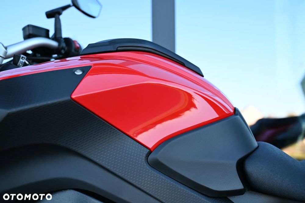 BMW XR - 38