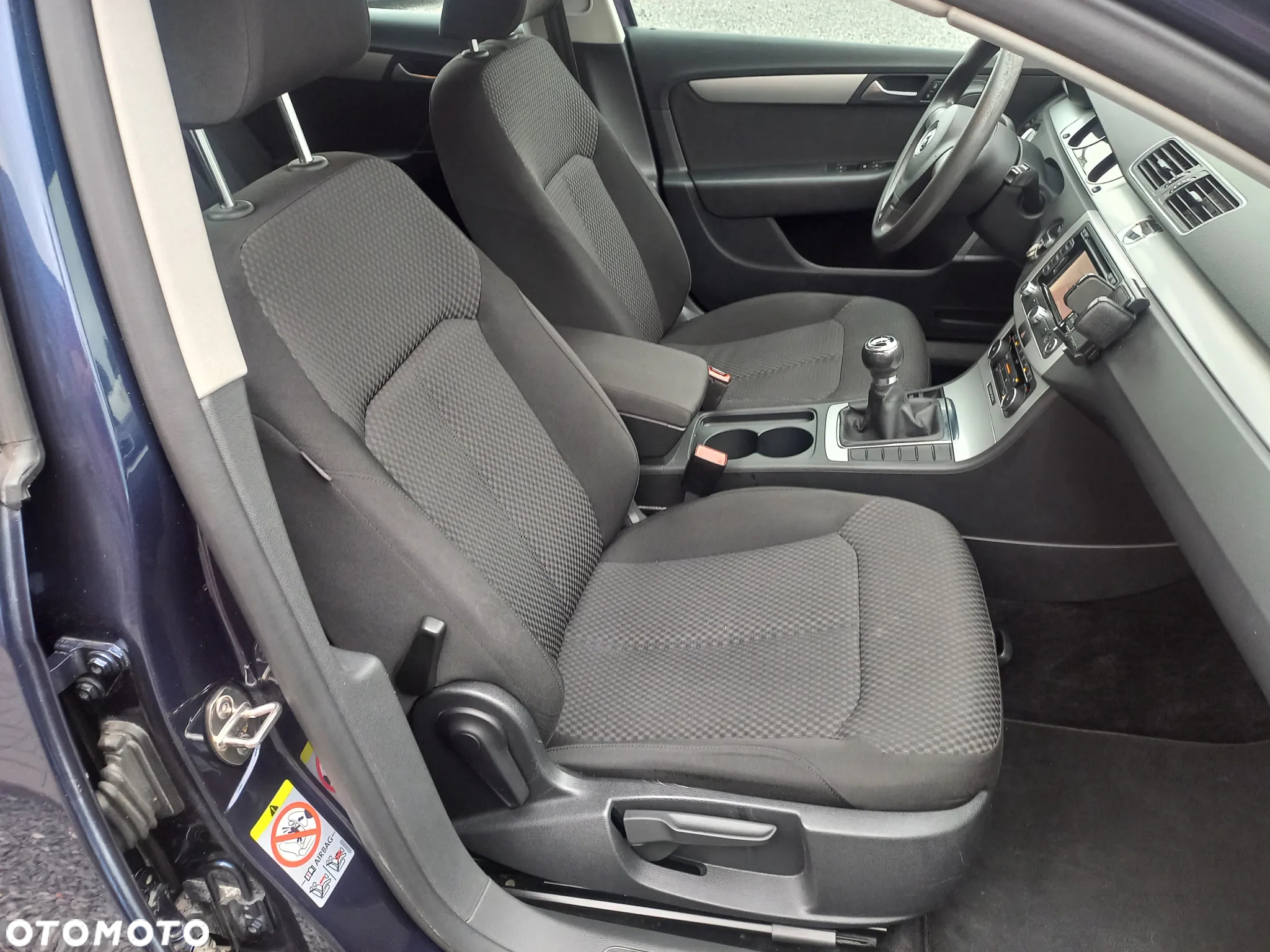 Volkswagen Passat 1.4 TSI BMT Trendline - 15
