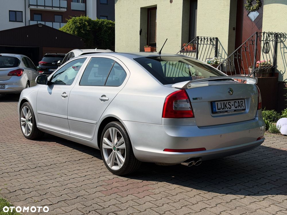 Skoda Octavia 2.0 TSI RS - 5