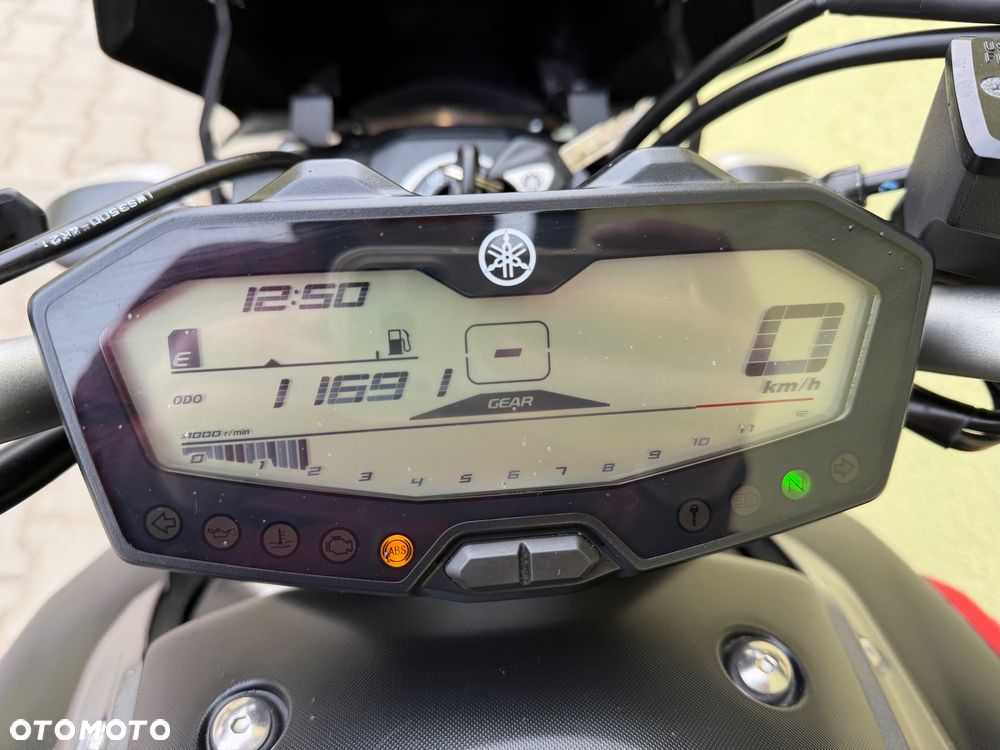 Yamaha MT - 38