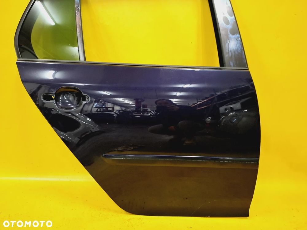DRZWI PRAWY TYŁ PRAWE TYLNE VW GOLF V LAK: LC4V NR1630 - 3