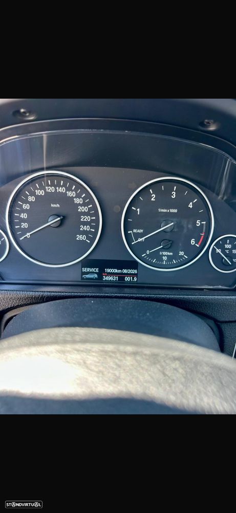 BMW 320 d Line Sport - 14