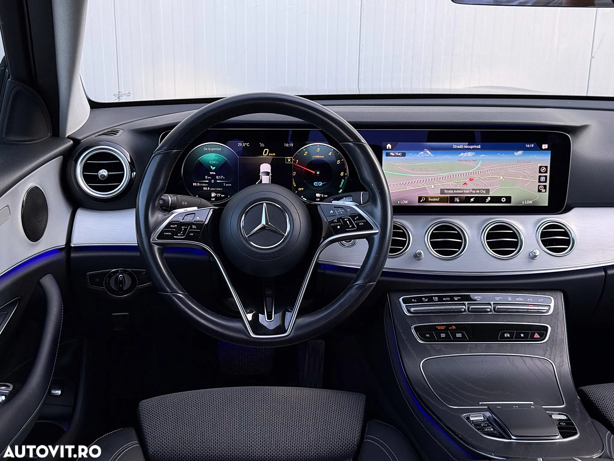 Mercedes-Benz E 300 de 9G-TRONIC AMG Line - 20