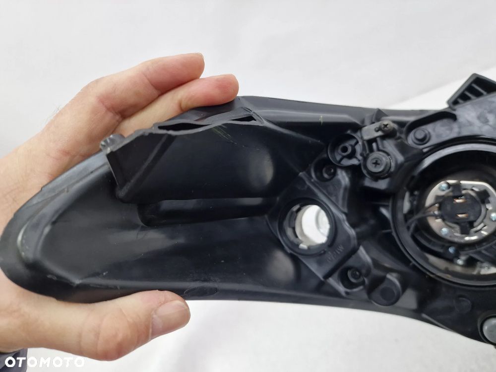 HYUNDAI I30 II 12- LEWA LAMPA PRZEDNIA PRZÓD , NR 92101-A6020 , NR AUKCJI LA519 - 14