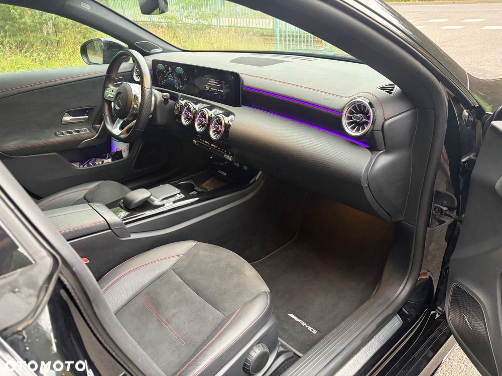 Mercedes-Benz CLA 250 e 8G-DCT AMG Line - 15