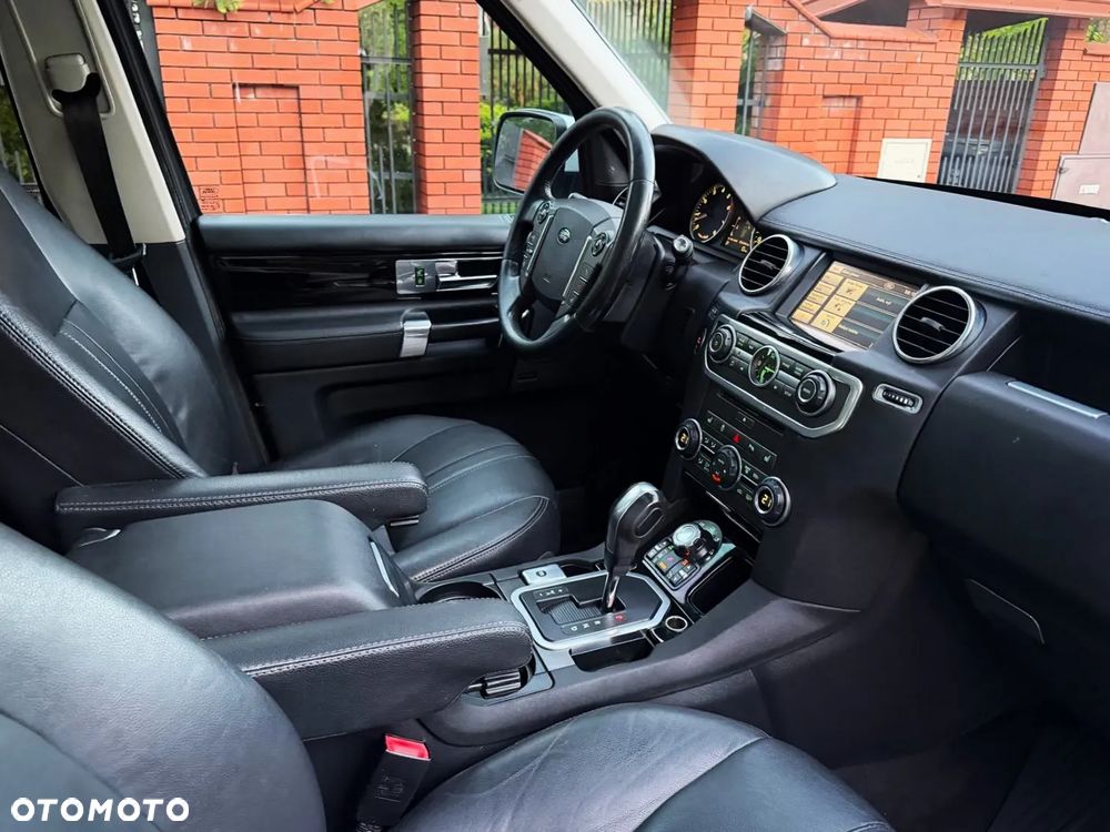 Land Rover Discovery 2012 photo 4