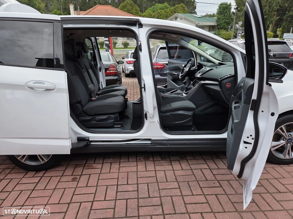 Ford Grand C-Max 1.0 EcoBoost S&S Ambiente - 19