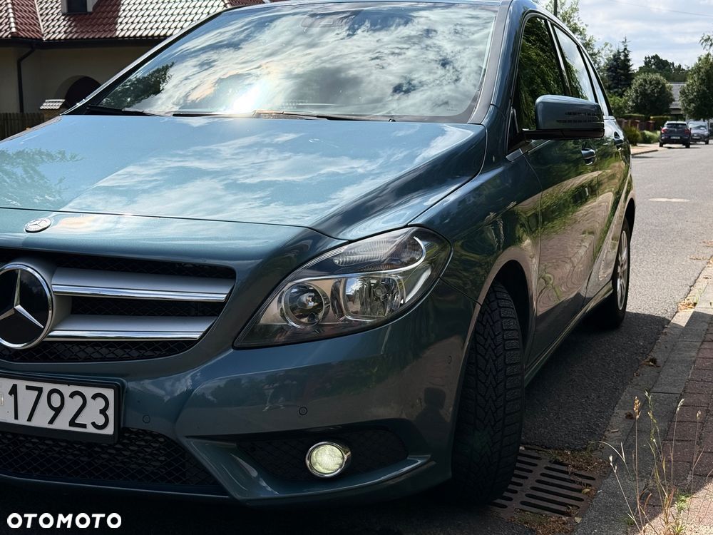 Mercedes-Benz Klasa B 180 CDI (BlueEFFICIENCY) - 14