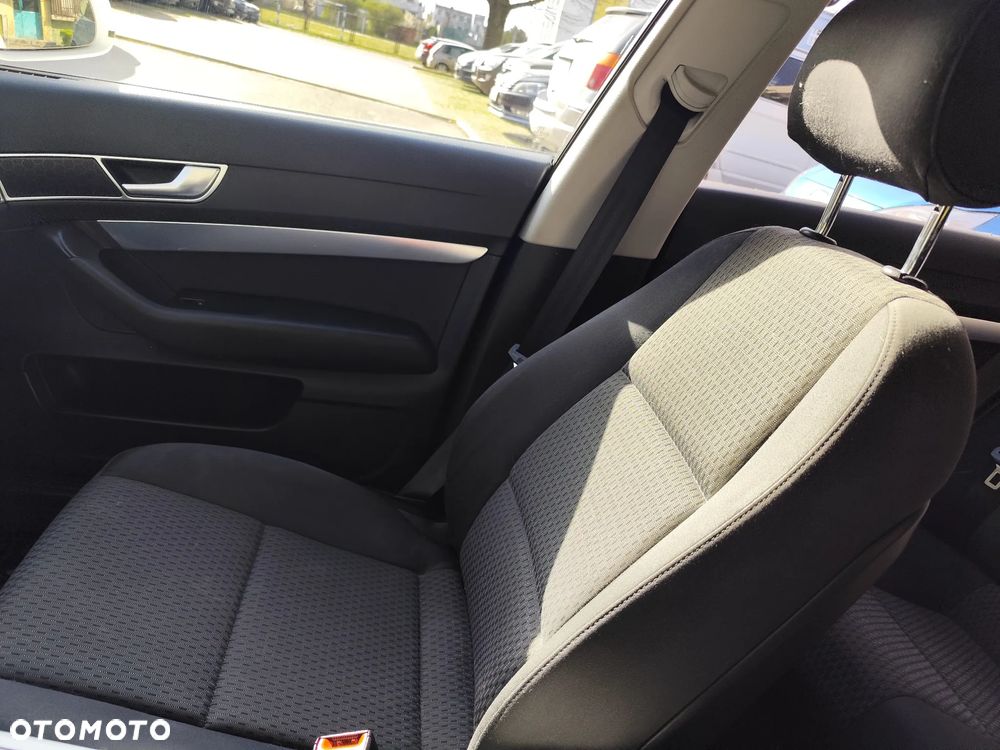 Audi A6 Avant 2.0 TDIe DPF - 25