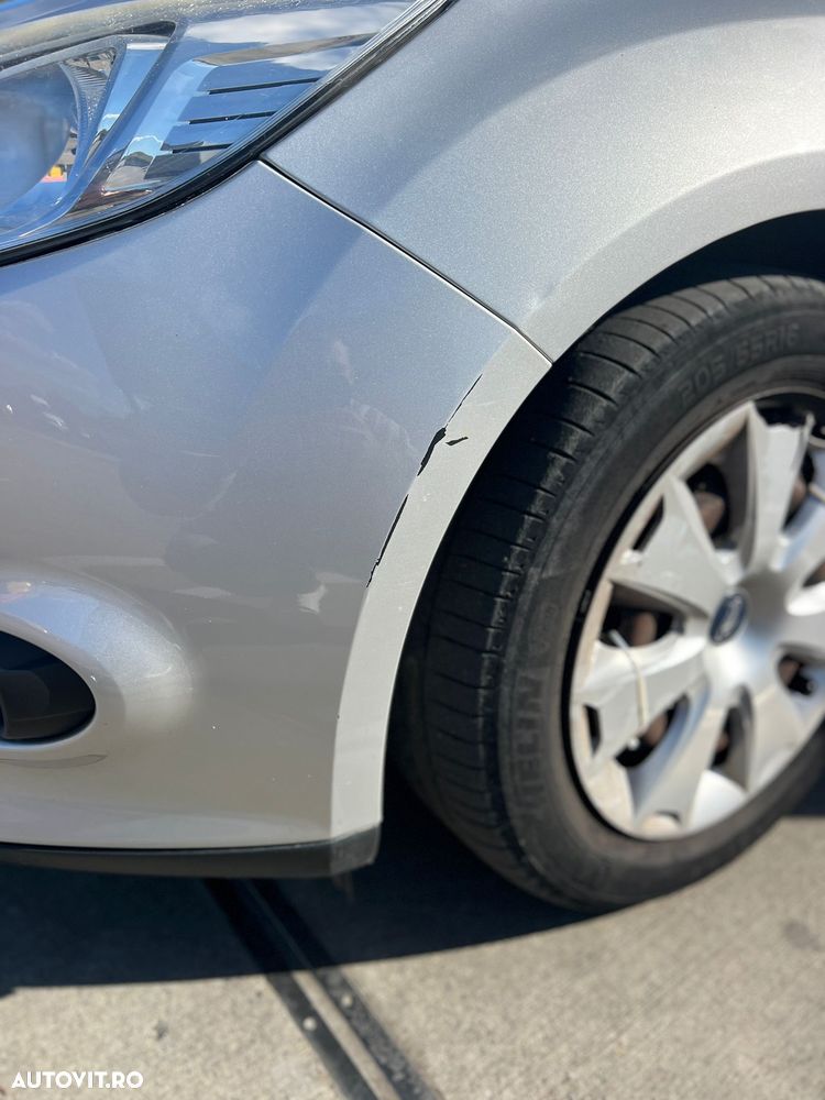 Ford Focus 1.6 TDCI DPF Titanium - 7