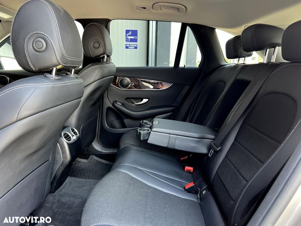 Mercedes-Benz GLC - 36