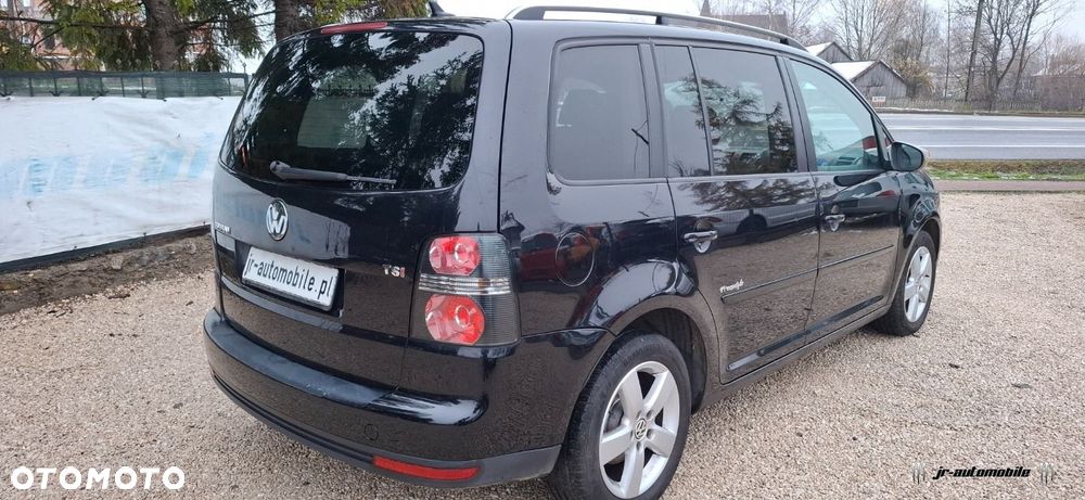 Volkswagen Touran - 5