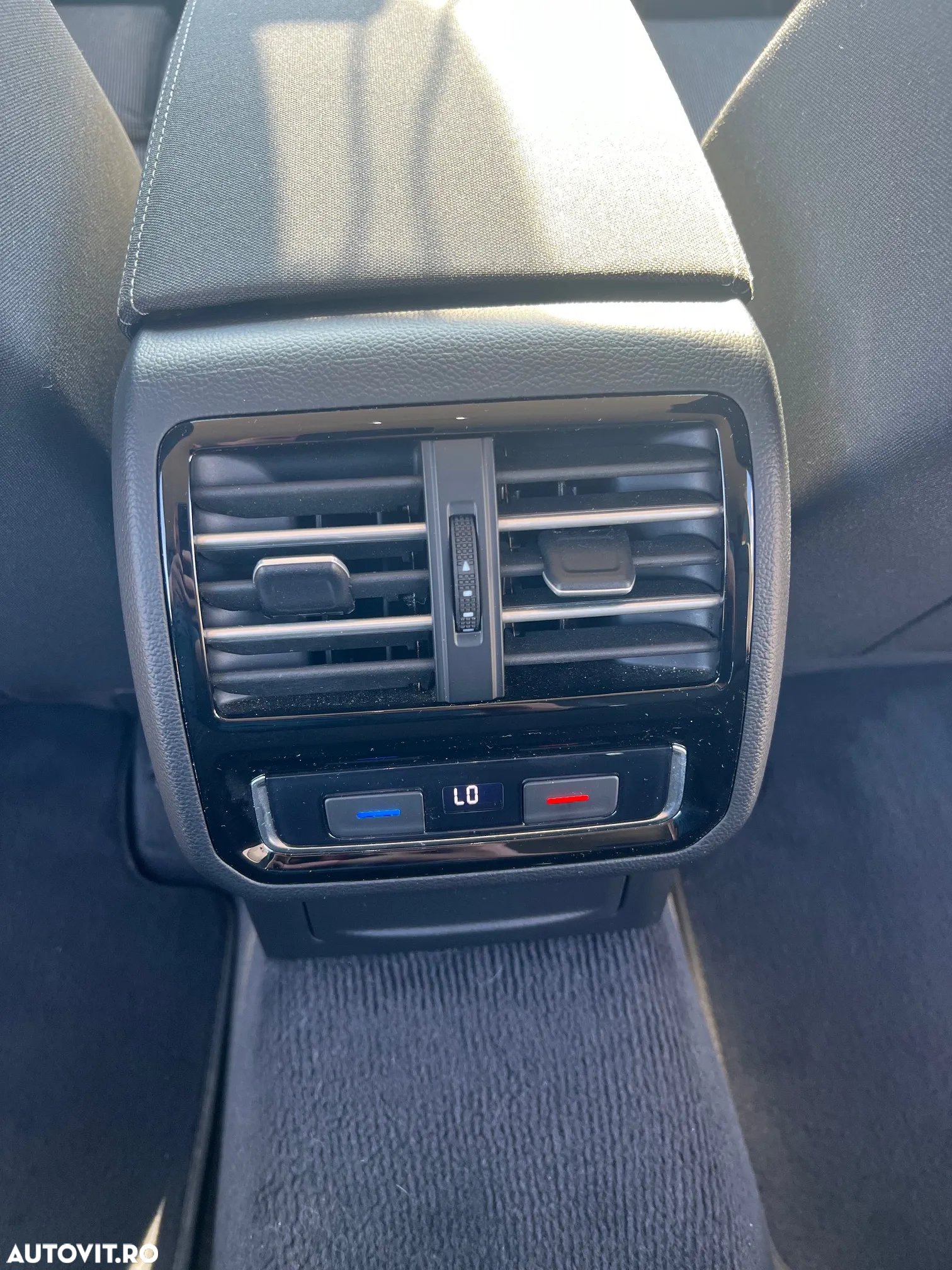 Volkswagen Passat Variant 2.0 TDI DSG Comfortline - 8