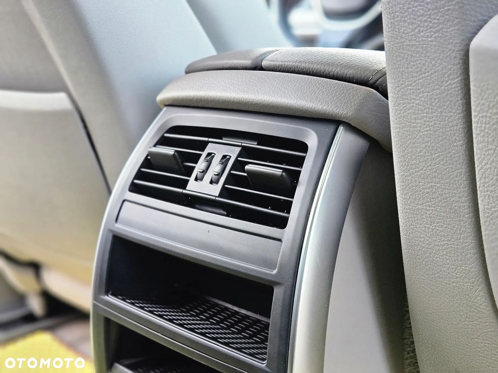 BMW 5GT 520d - 35