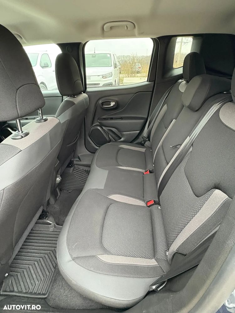 Jeep Renegade 1.5 FWD AT7 MHEV Limited - 11