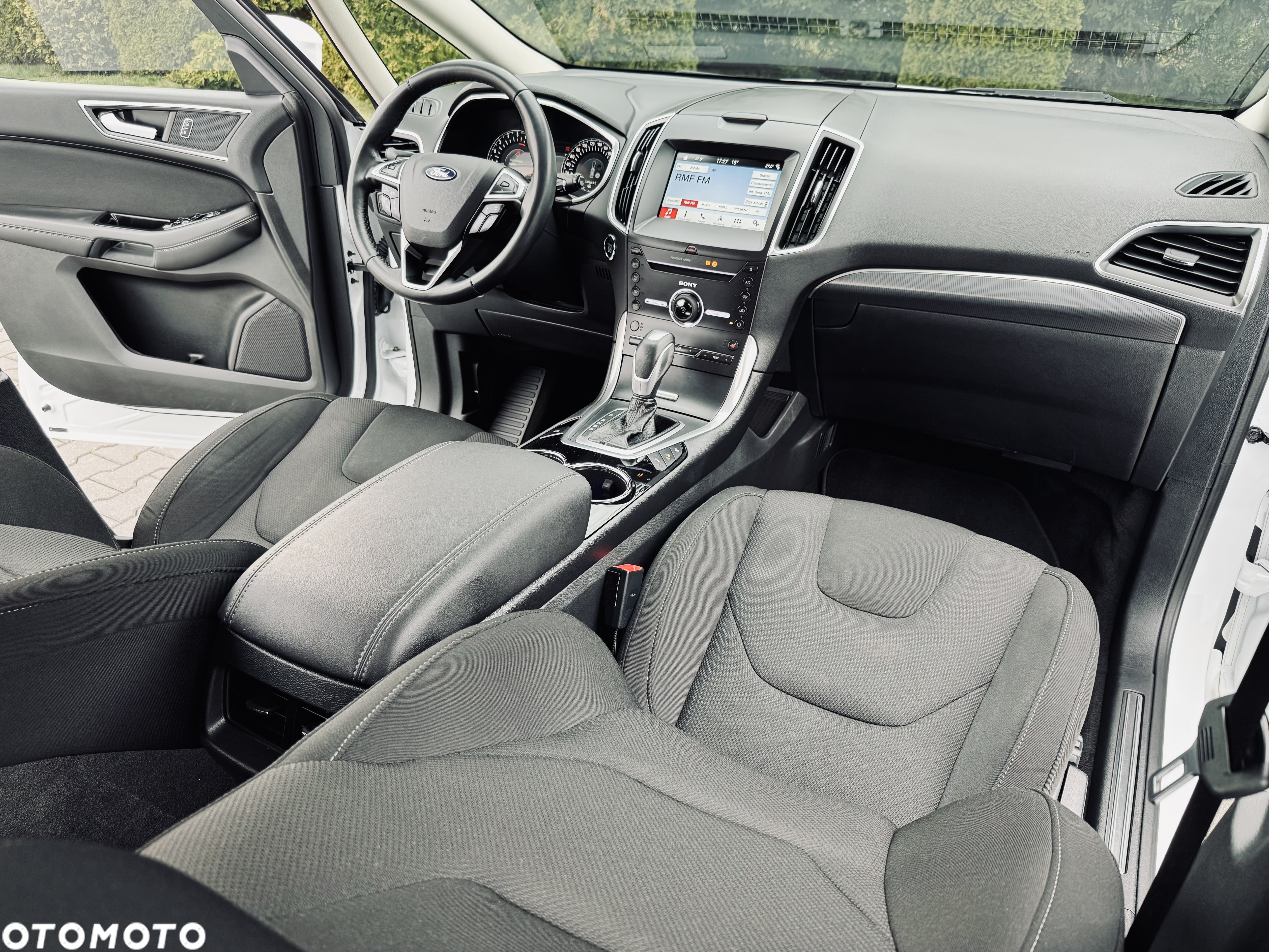 Ford S-Max 2.0 TDCi Titanium PowerShift - 21