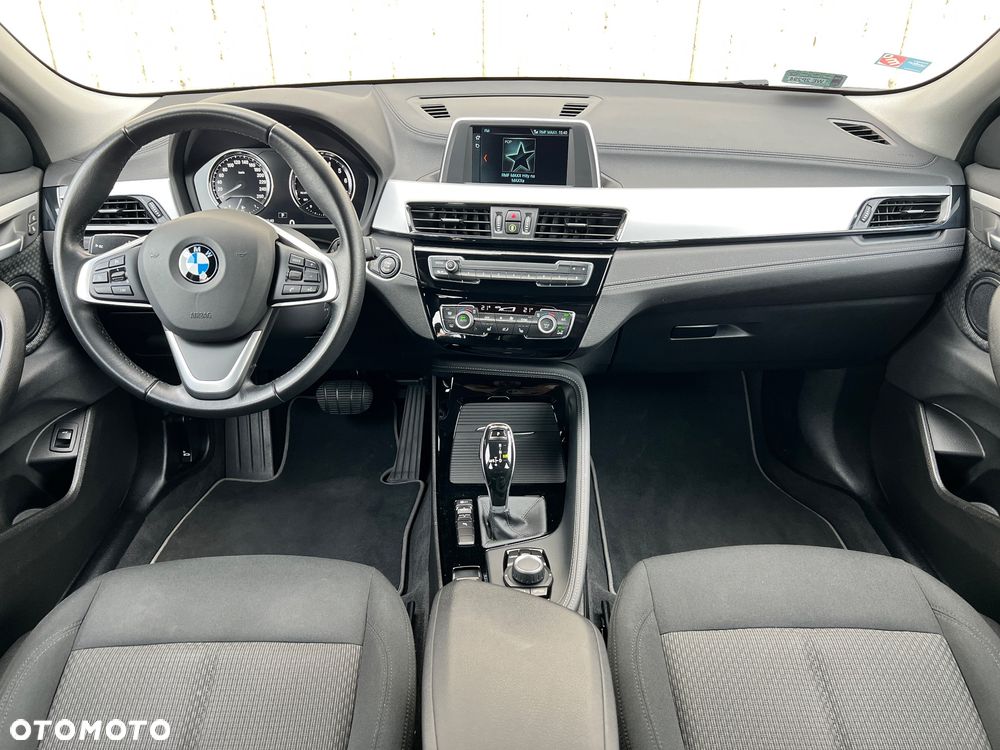 BMW X2 sDrive18i Advantage - 11