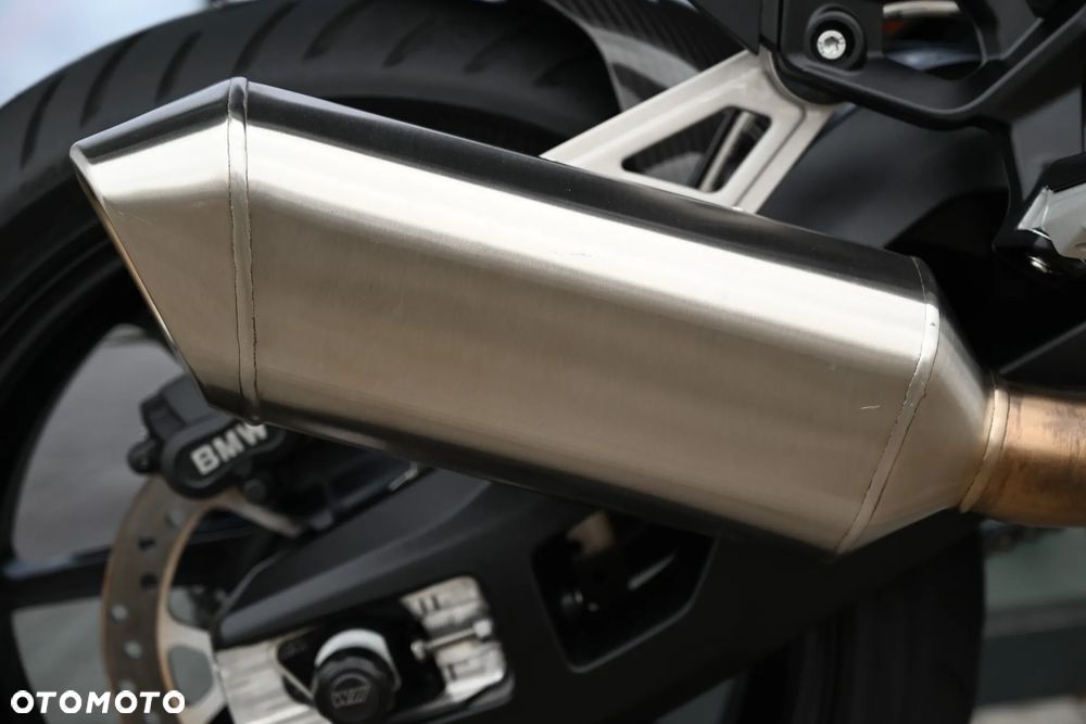 BMW XR - 22