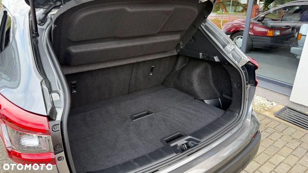 Nissan Qashqai - 11
