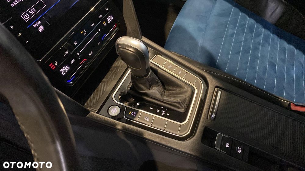 Volkswagen Passat - 19