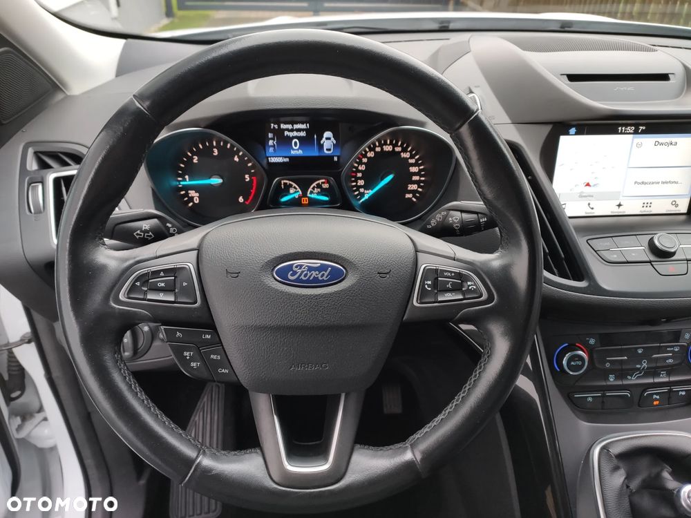 Ford Kuga 2.0 TDCi 2x4 Titanium - 13