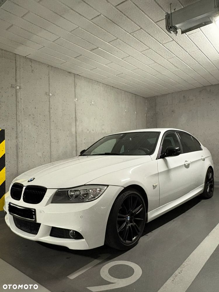BMW Seria 3 320i Edition Sport - 12