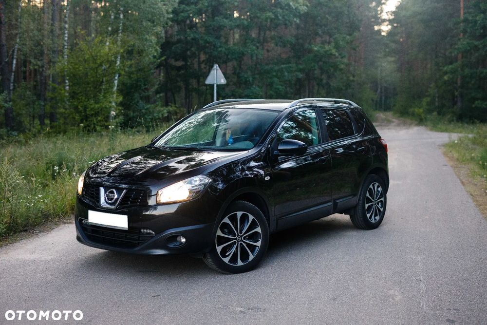 Nissan Qashqai 2.0 dCi DPF 4x4 tekna - 2