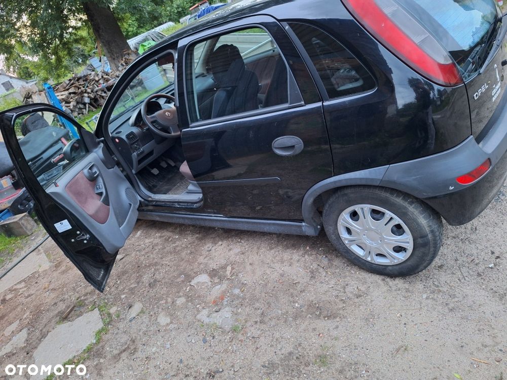 Opel Corsa - 3