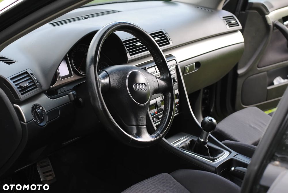 Audi A4 Avant 1.8T - 13