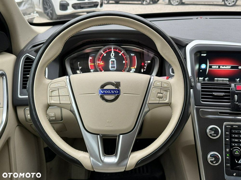 Volvo XC 60 - 23