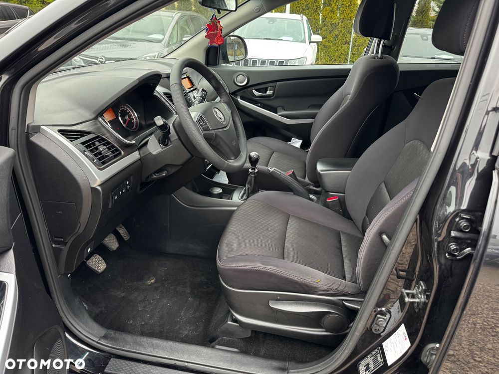 SsangYong/KGM Korando 2.0 e-XDi Quartz - 28