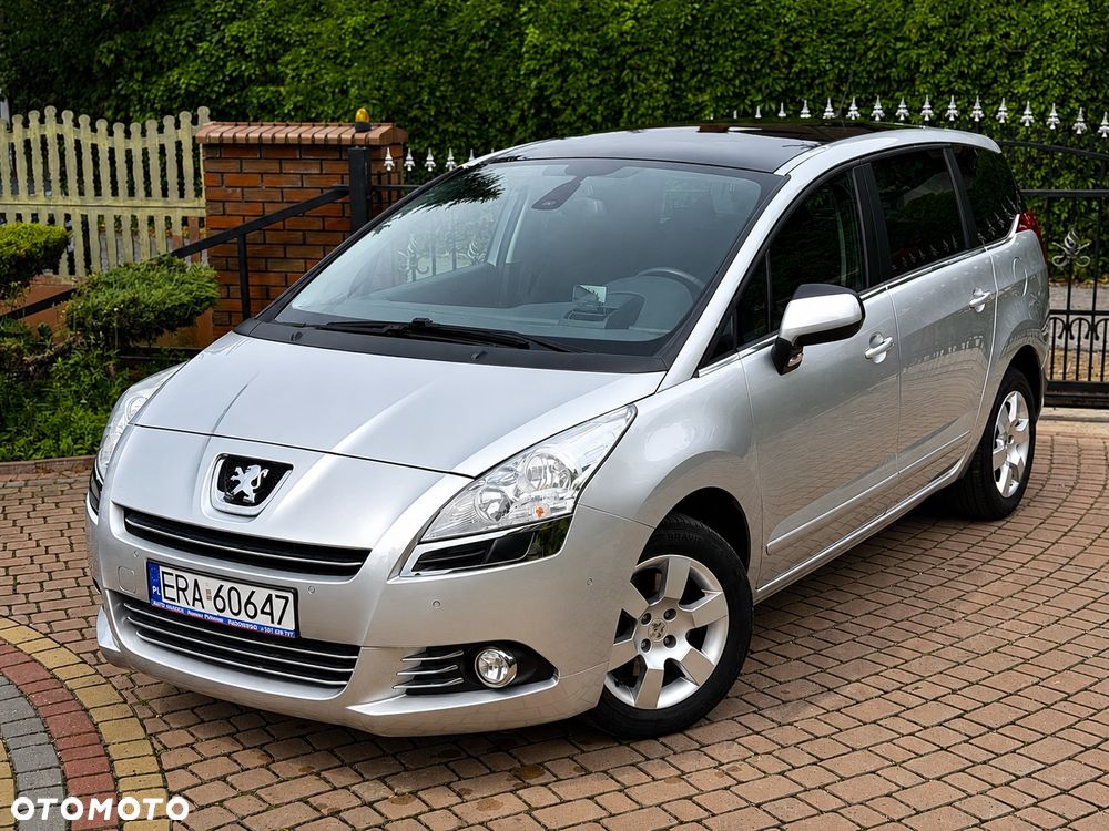 Peugeot 5008 1.6 THP Family 7os - 3