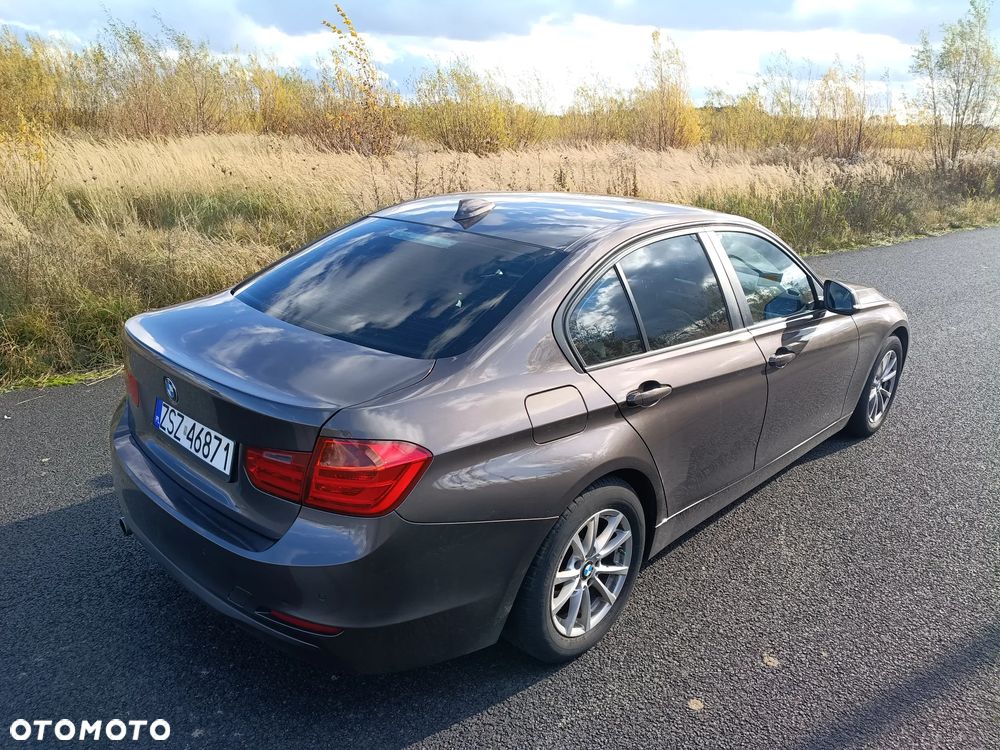 BMW Seria 3 316d - 7