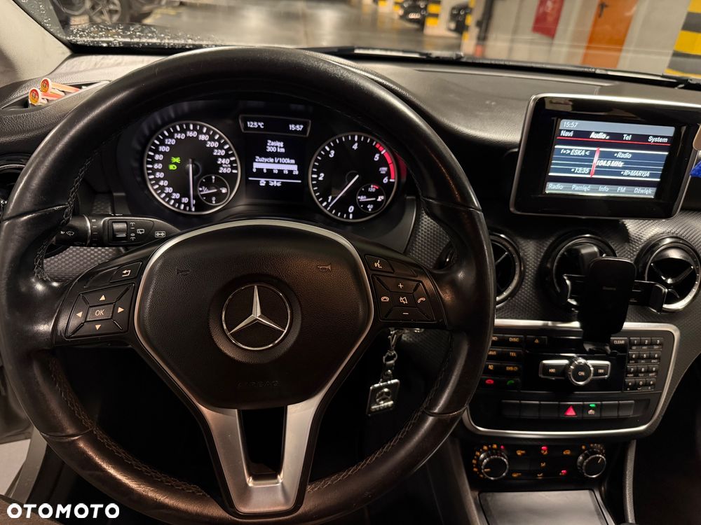 Mercedes-Benz Klasa A 180 CDI (BlueEFFICIENCY) - 9
