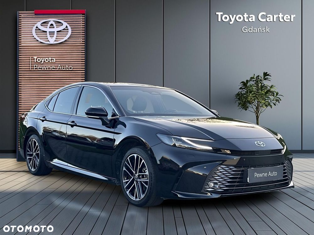 Toyota Camry - 8
