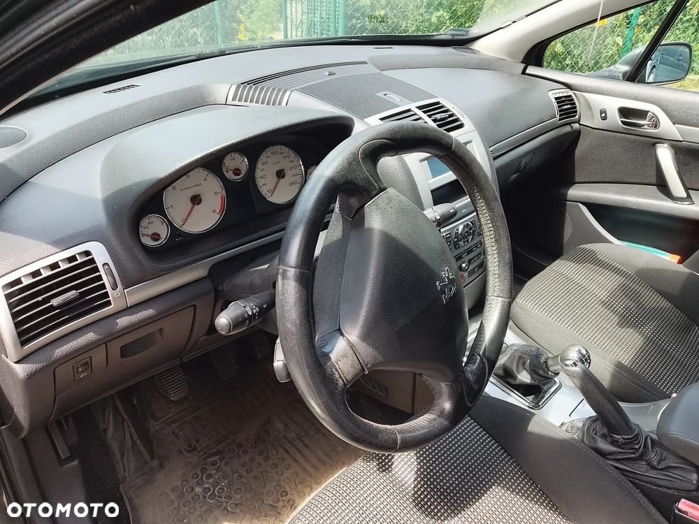 Peugeot 407 - 5