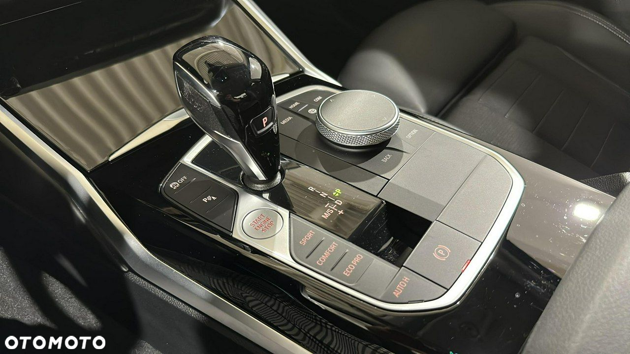 BMW Seria 3 - 18