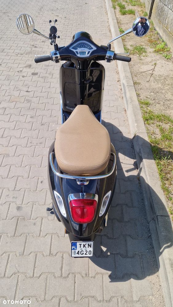 Vespa Primavera - 4