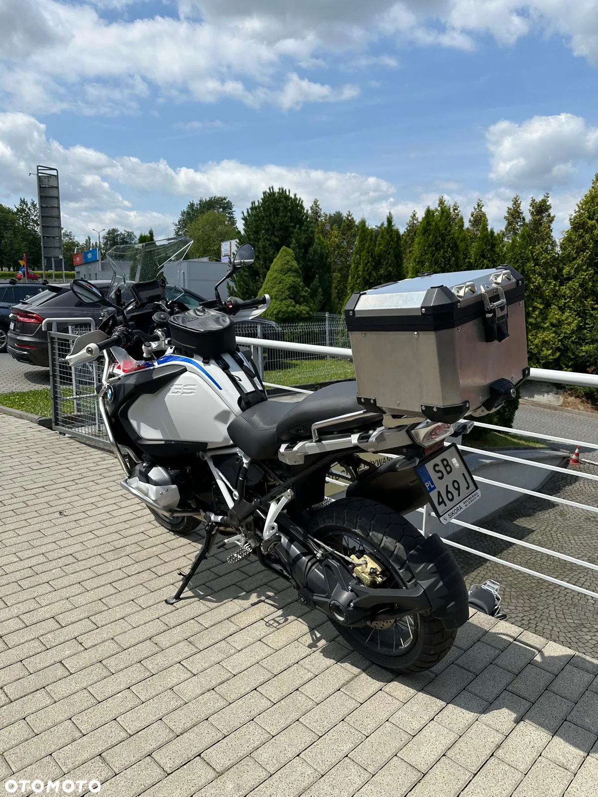 BMW R - 7