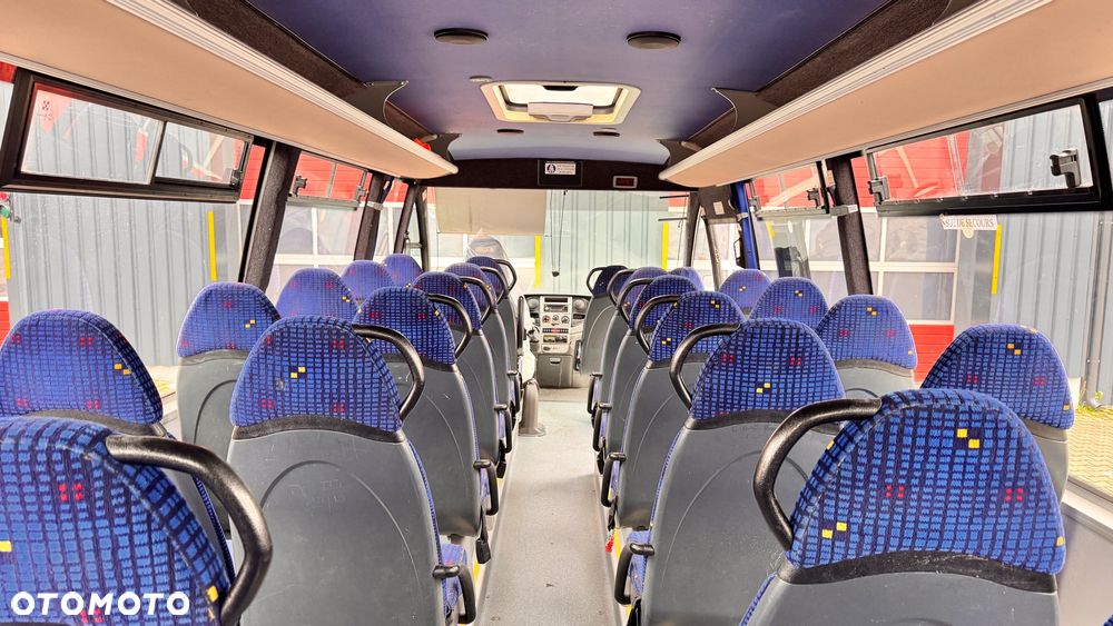 Iveco Wing /34 miejsca /mały przebieg /klimatyzacja/ Cena:109000 zł netto - 7