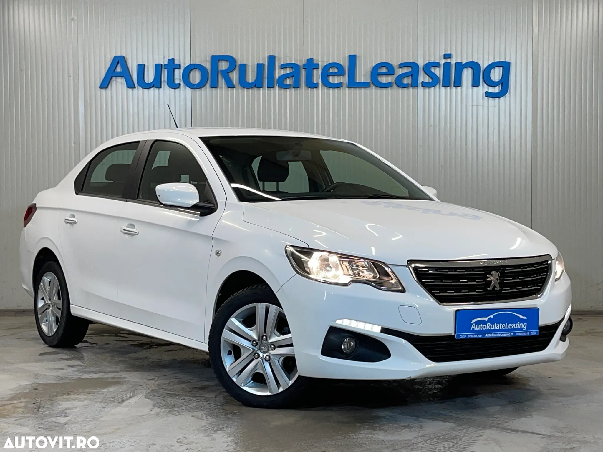 Peugeot 301 1.5 BlueHDI FAP Allure - 2