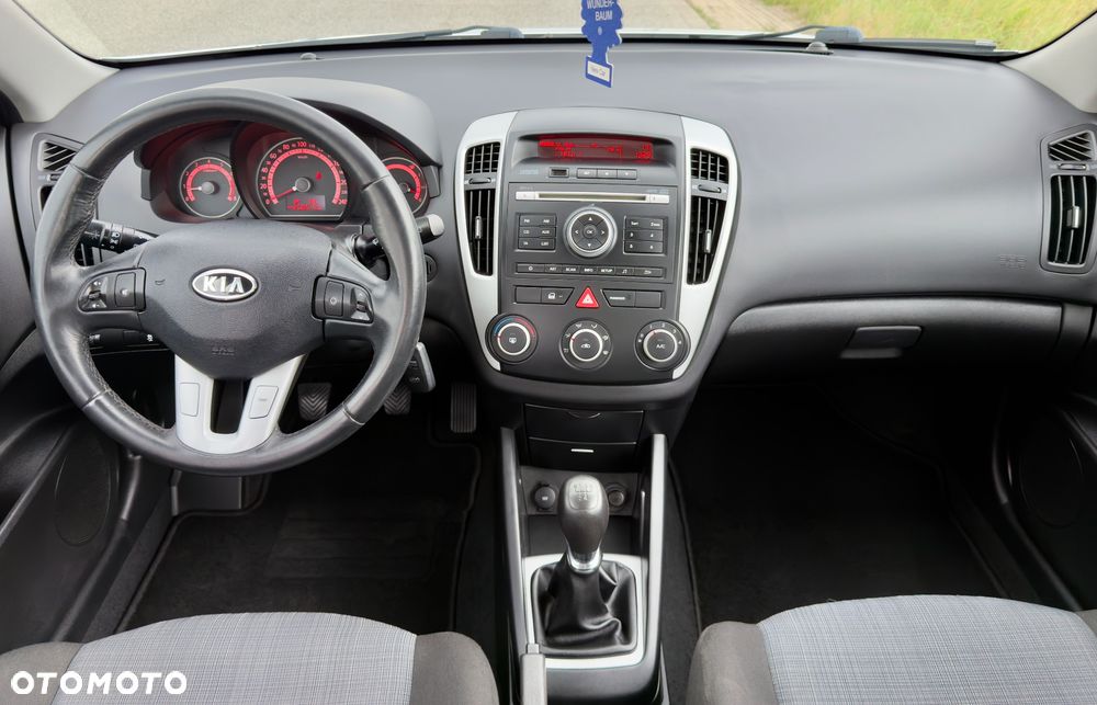 Kia Ceed 1.4 CVVT Attract - 9