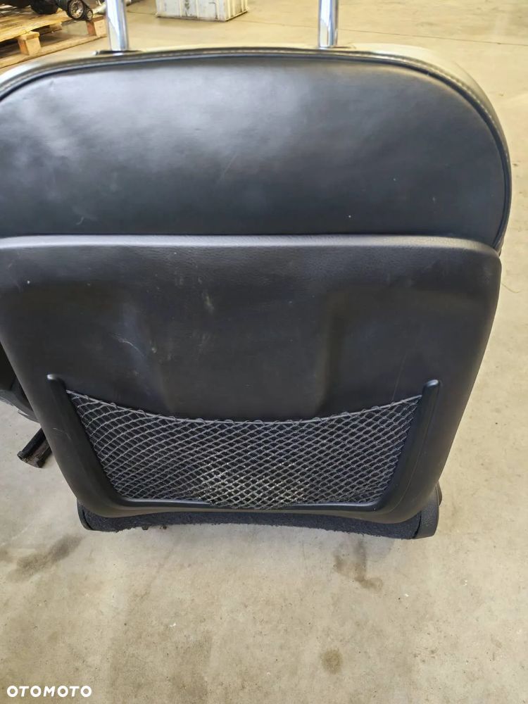 AUDI Q7 4L 05-15R FOTELE PRZOD KANAPA TYL DRUGI I TRZECI RZAD CZARNA I SZARA SKORA INDYVIDUAL 7 OSOB TAPICERKI ANGIELSKIE - 10
