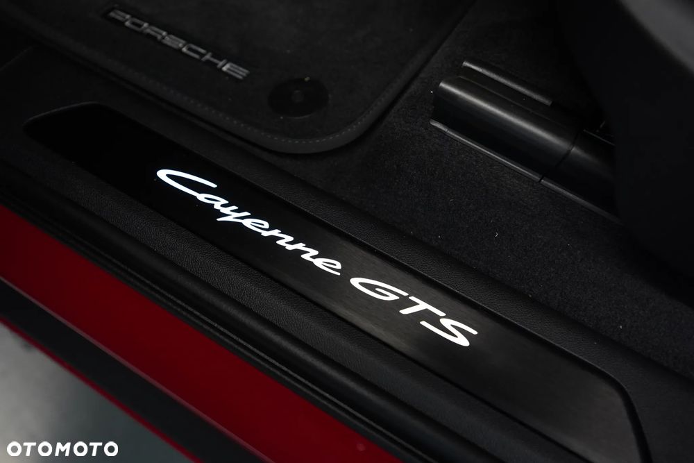 Porsche Cayenne GTS - 27