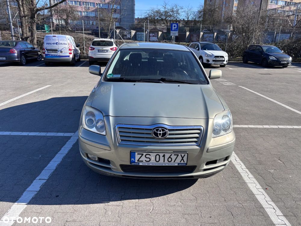 Toyota Avensis 2.0 D-4D High - 2